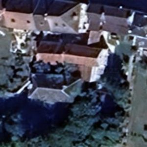 Abandoned villa House Cast - France