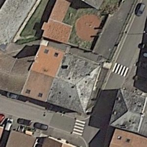 Abandoned school L - France