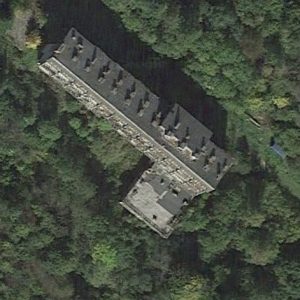 Abandoned Hotel Big - Poland