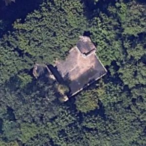 Abandoned villa House Lake - Poland